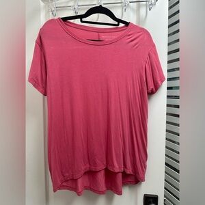 American Eagle Oversized Soft & Sexy Tee Shirt SZ XS in a pink/red